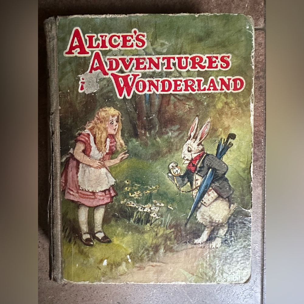 Antique Alice’s Adventures in Wonderland rare Saalfield Publishing w/Frontspiece